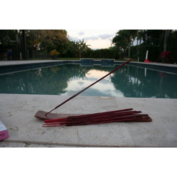 Triskel Resin Incense Sticks - Sweet Copal - Picture 3 of 5